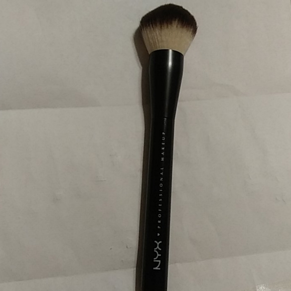 nyx 03 brush - Picture 1 of 3